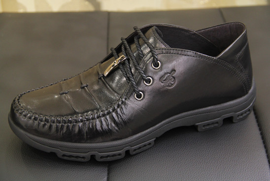 意大利皮鞋品牌圣里威 鞋服行业的新兴力量